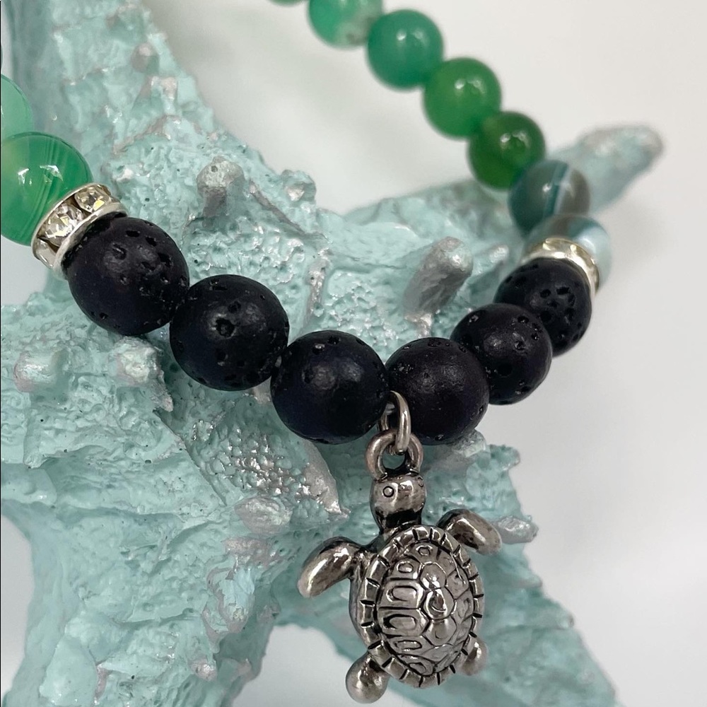 NEW Handmade Natural Stone Sea Turtle Bracelet- Green Agate and Lava Stone - Picture 7 of 7